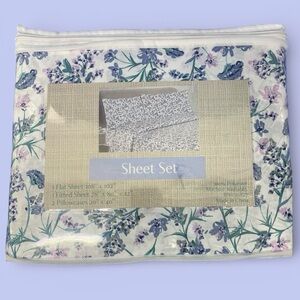 King 4-Pc Sheet Set White Purple Floral Flowers Wrinkle Resistant Sheets NEW NIP